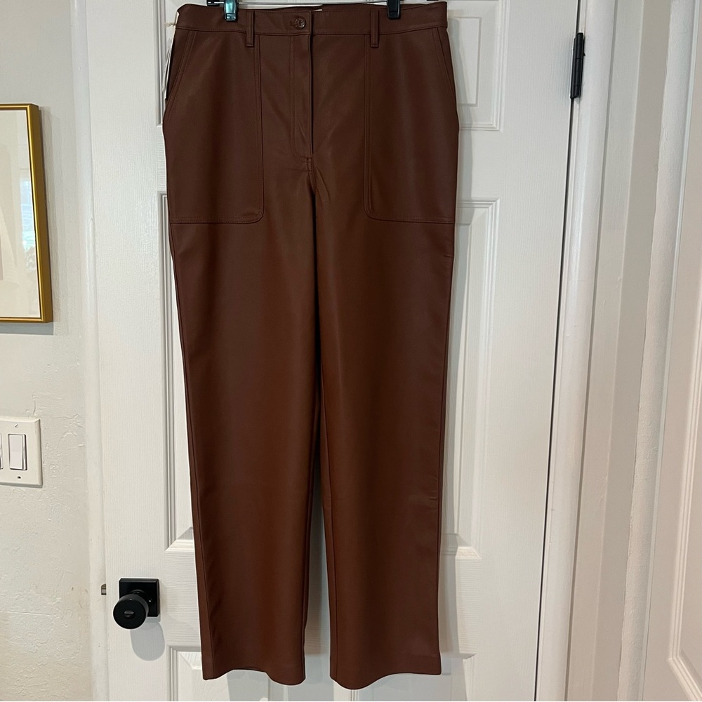 Aritzia Brown Straight Leg Pants